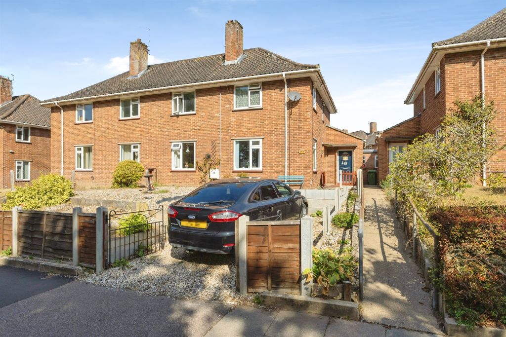 Property photo 1 of 14