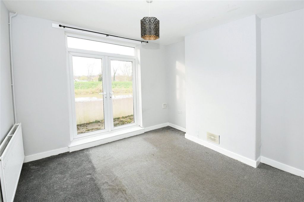 Property photo 1 of 15 Photography