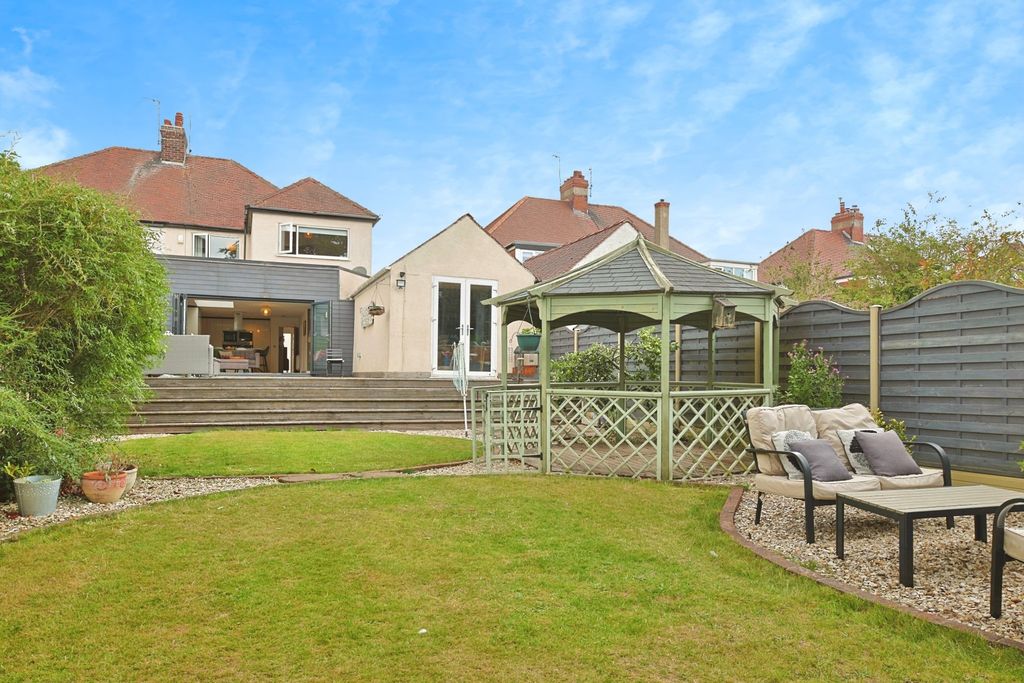 Property photo 1 of 17 4245442