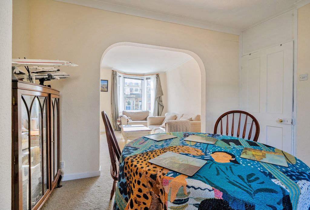 Property photo 3 of 11 Dining Room