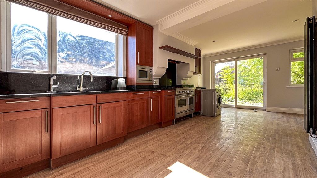 Property photo 2 of 10 Img_E4058.Jpg