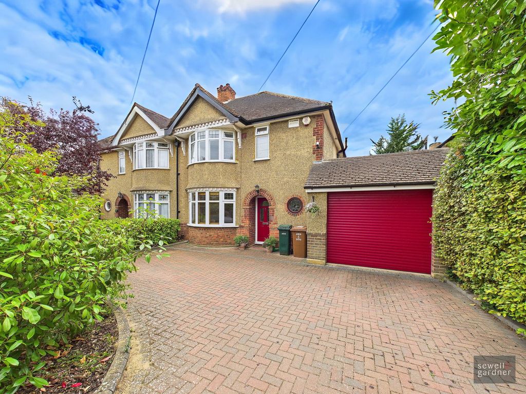 Property photo 1 of 16