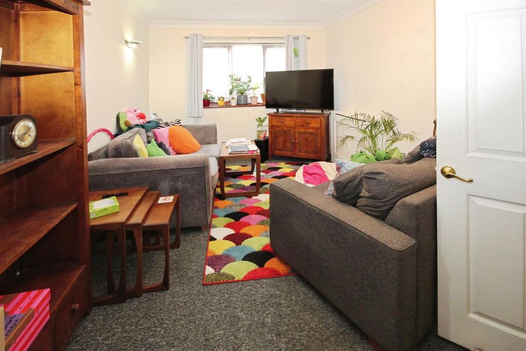 Property photo 3 of 11 A7F85Fec-Img_9523.Jpg