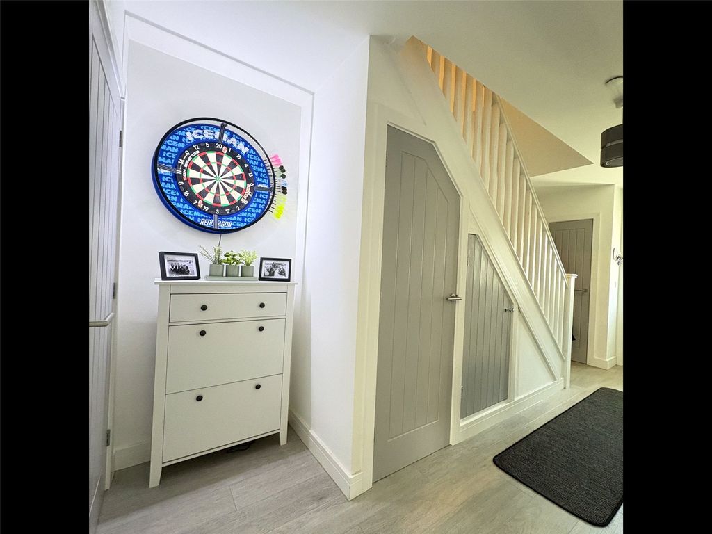 Property photo 3 of 16 Picture No. 06