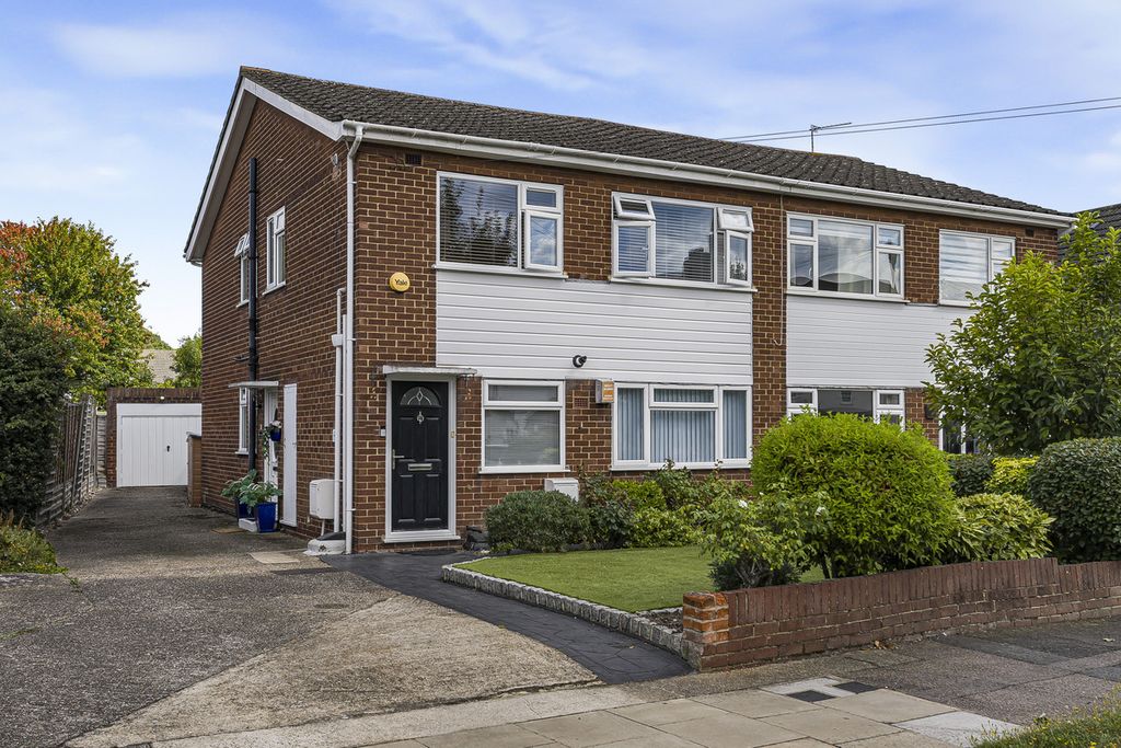 Property photo 1 of 15