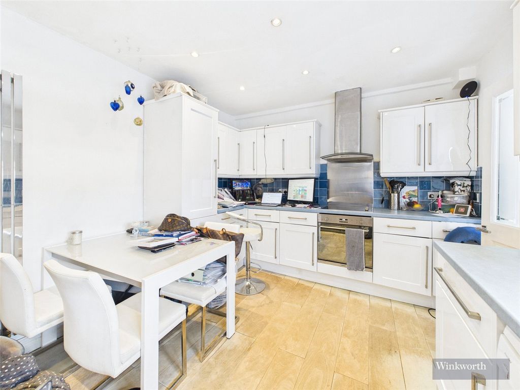 Property photo 3 of 12 Picture No. 08