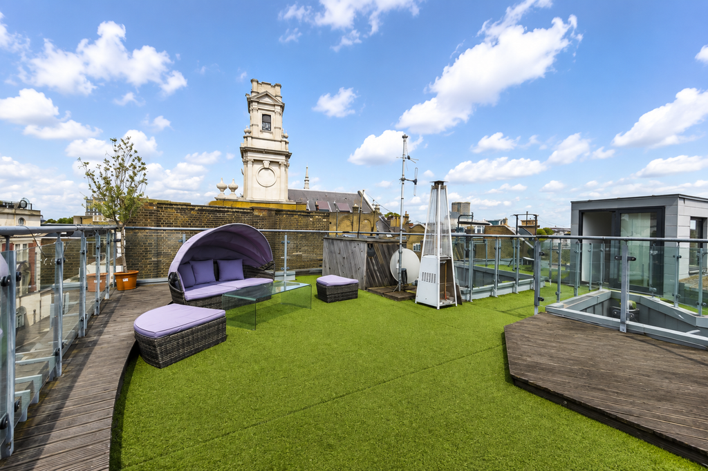 Property photo 3 of 15 Private Roof Terrace