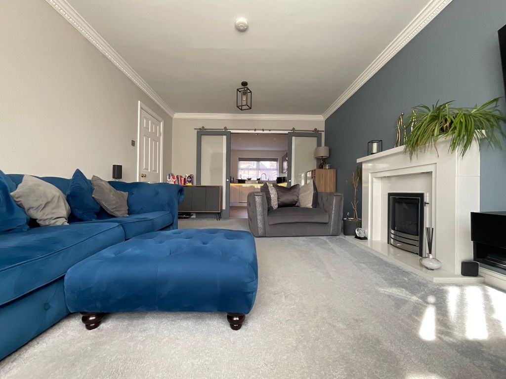 Property photo 3 of 26