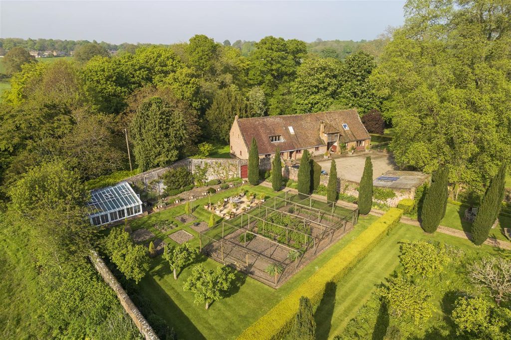 Property photo 1 of 33 Main Picture