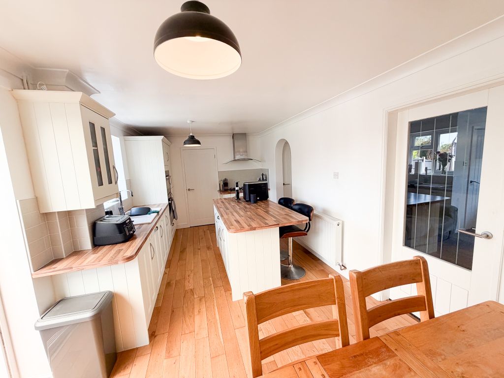 Property photo 3 of 24 Img_5275