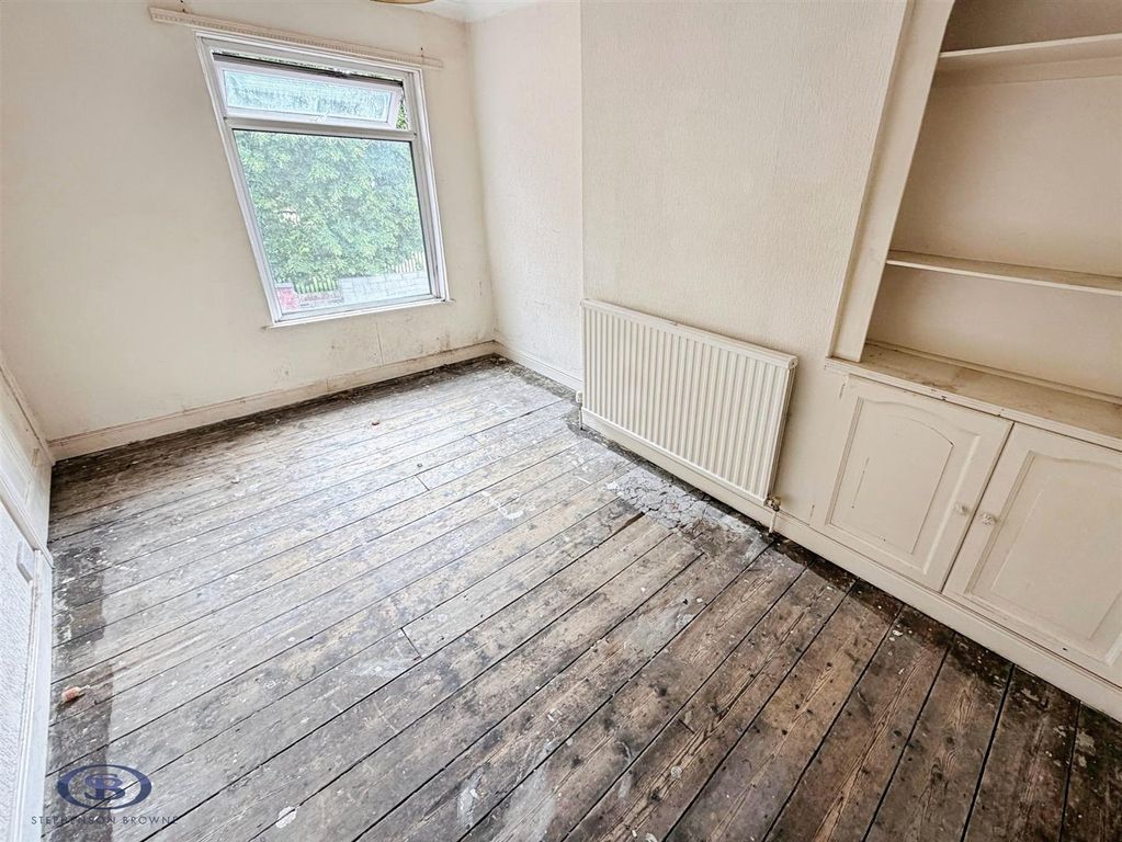 Property photo 2 of 10 0658567F-Ramsbot.Jpg