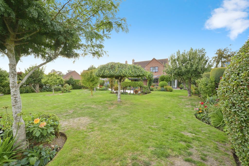 Property photo 1 of 21 Nz9_3981