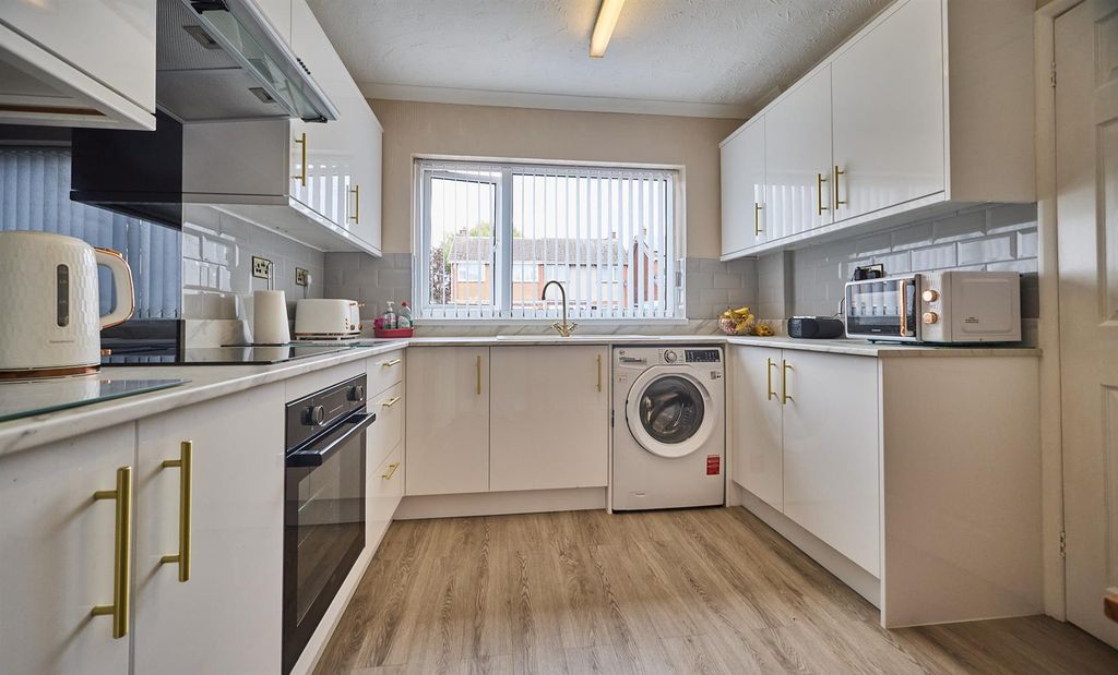Property photo 3 of 17 Kitchen To Front
