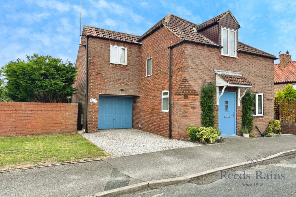 Property photo 1 of 25 Picture No. 30