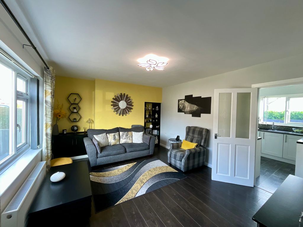 Property photo 3 of 20 Img_9444