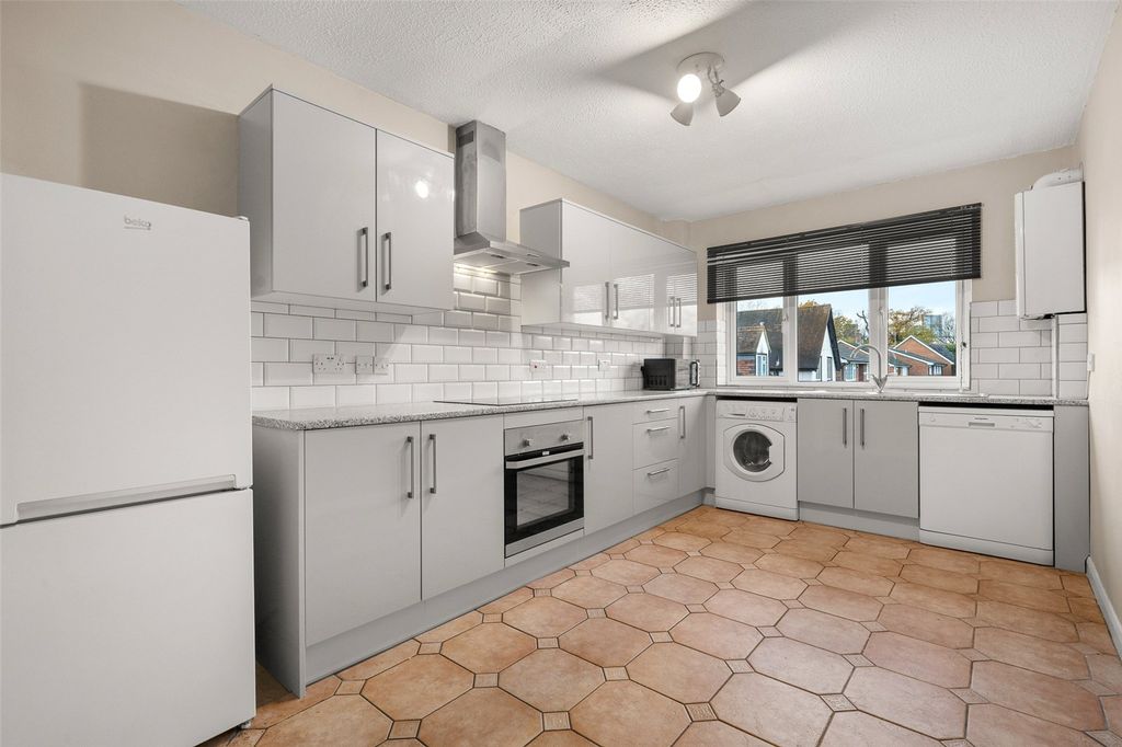 Property photo 2 of 9 Picture No. 08