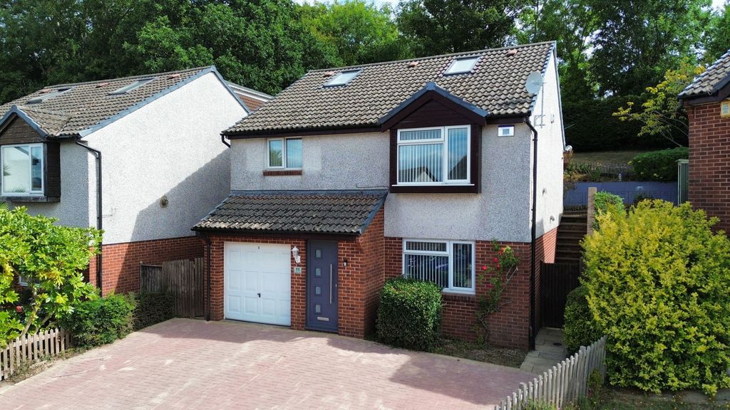 Property photo 1 of 22