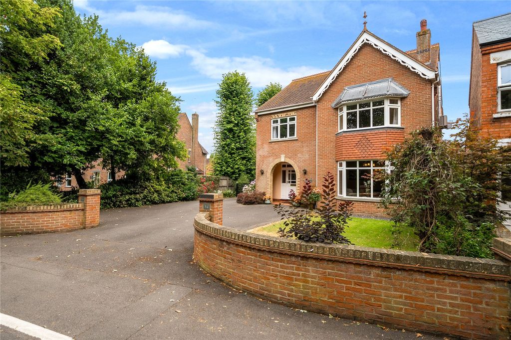 Property photo 1 of 60 Picture No. 59