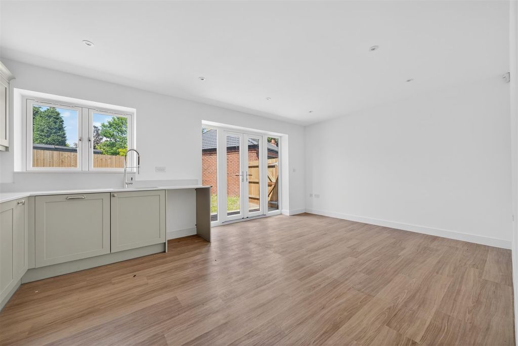 Property photo 3 of 6 Dsc04160.Jpeg