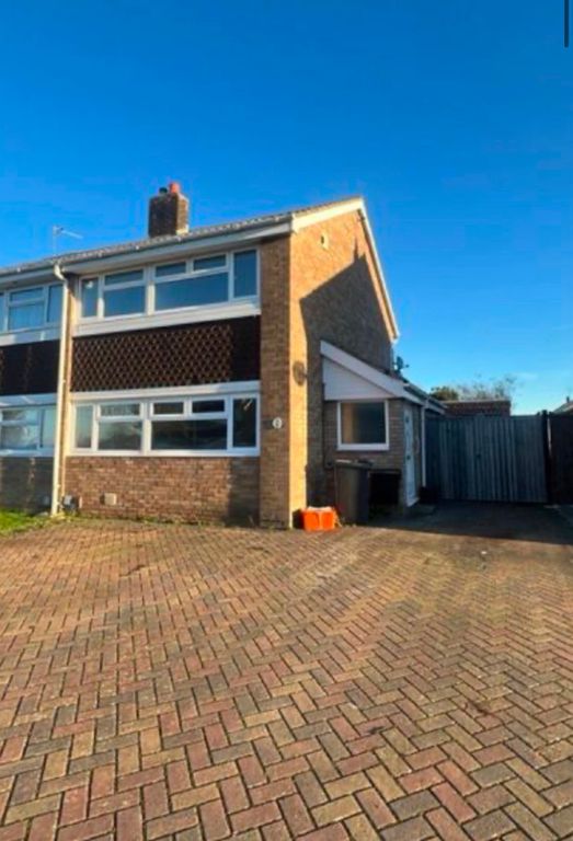 Property photo 1 of 9