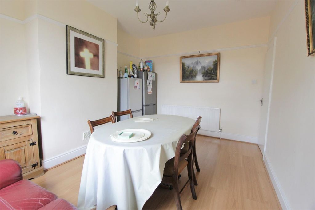 Property photo 3 of 12 2. Dining Room (1).Jpg