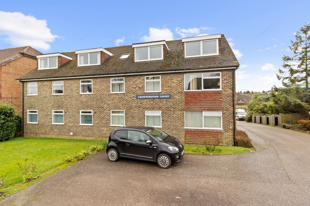 Property photo 1 of 13 Front