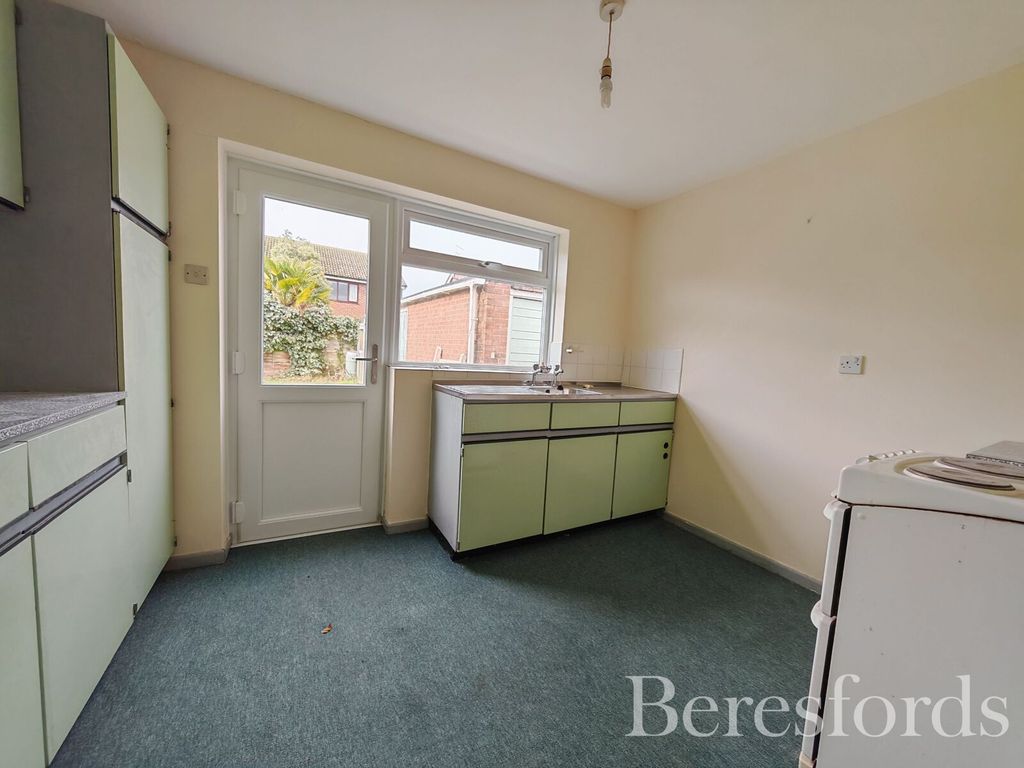 Property photo 3 of 10 Picture 3