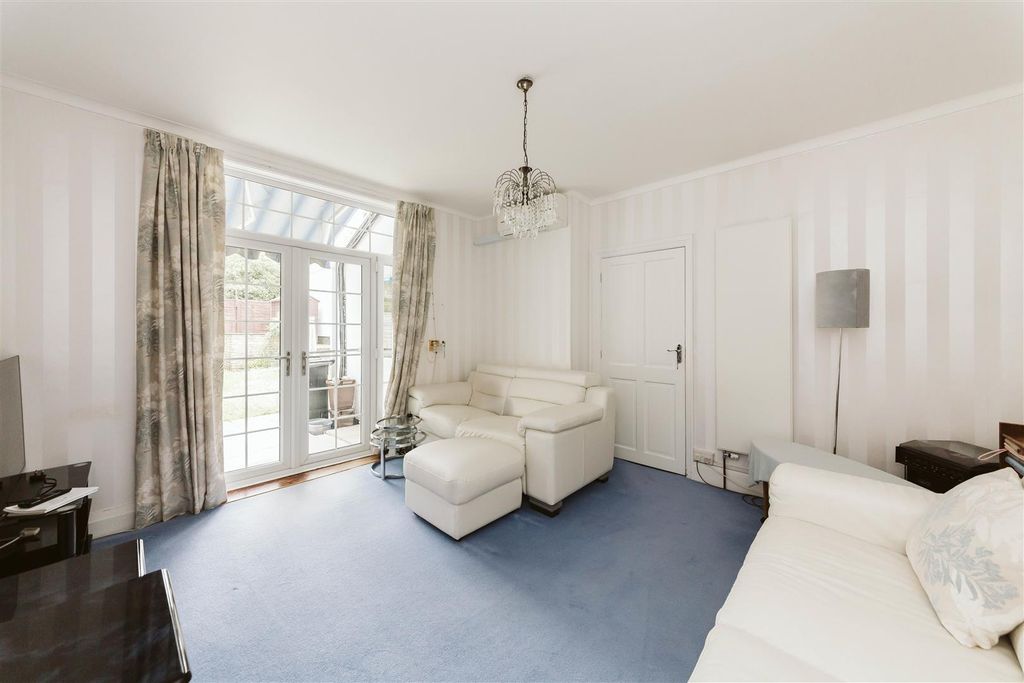 Property photo 2 of 17 Ks2B5857.Jpg