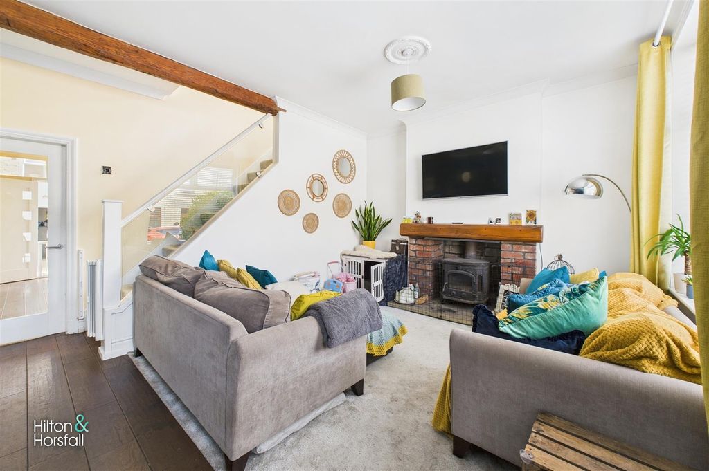 Property photo 2 of 12 Belmont Terrace