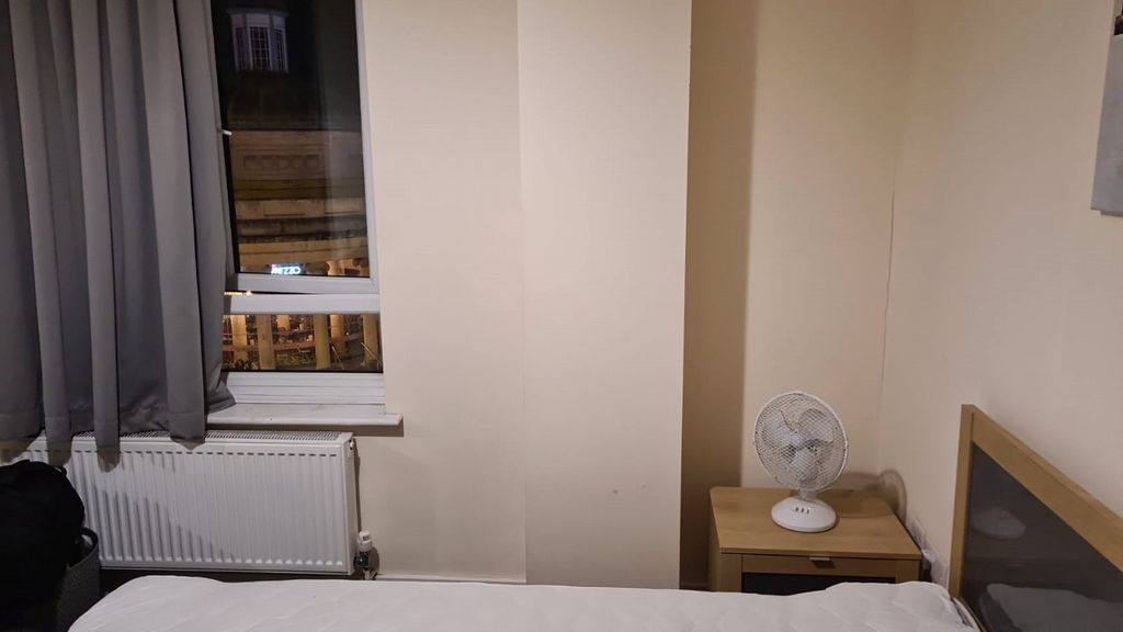 Property photo 2 of 8 Picture No. 06