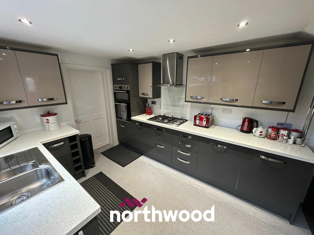 Property photo 1 of 35