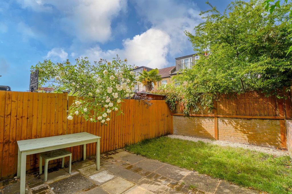 Property photo 3 of 12 Dsc05270-Hdr.Jpg