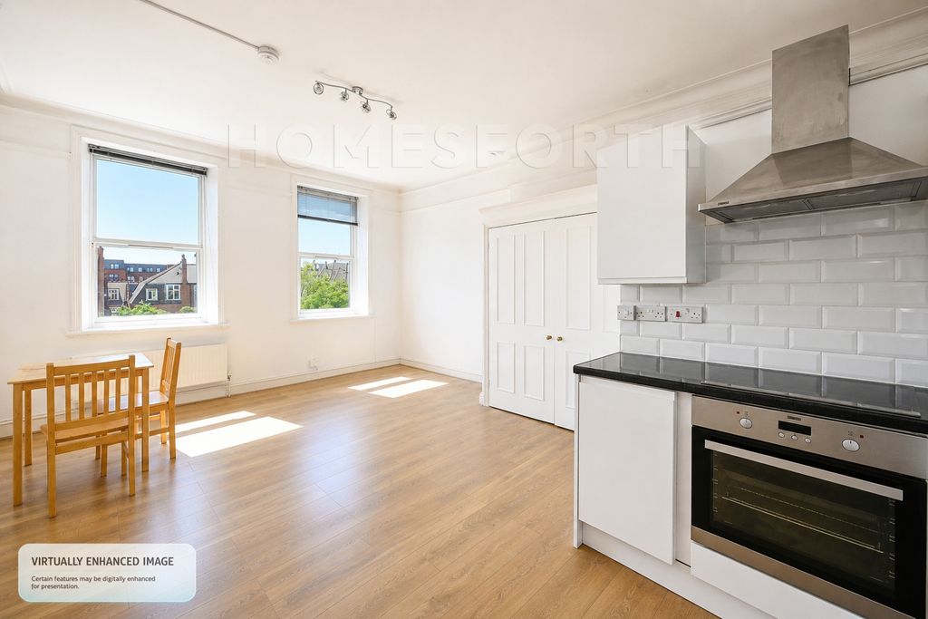 Property photo 1 of 6 Photo 6