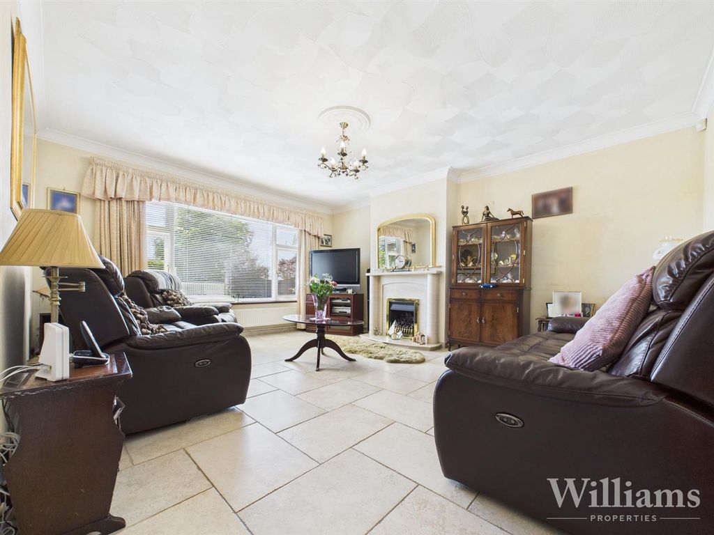 Property photo 2 of 17 Cam04950G0-Pr0098-Still009.Jpg