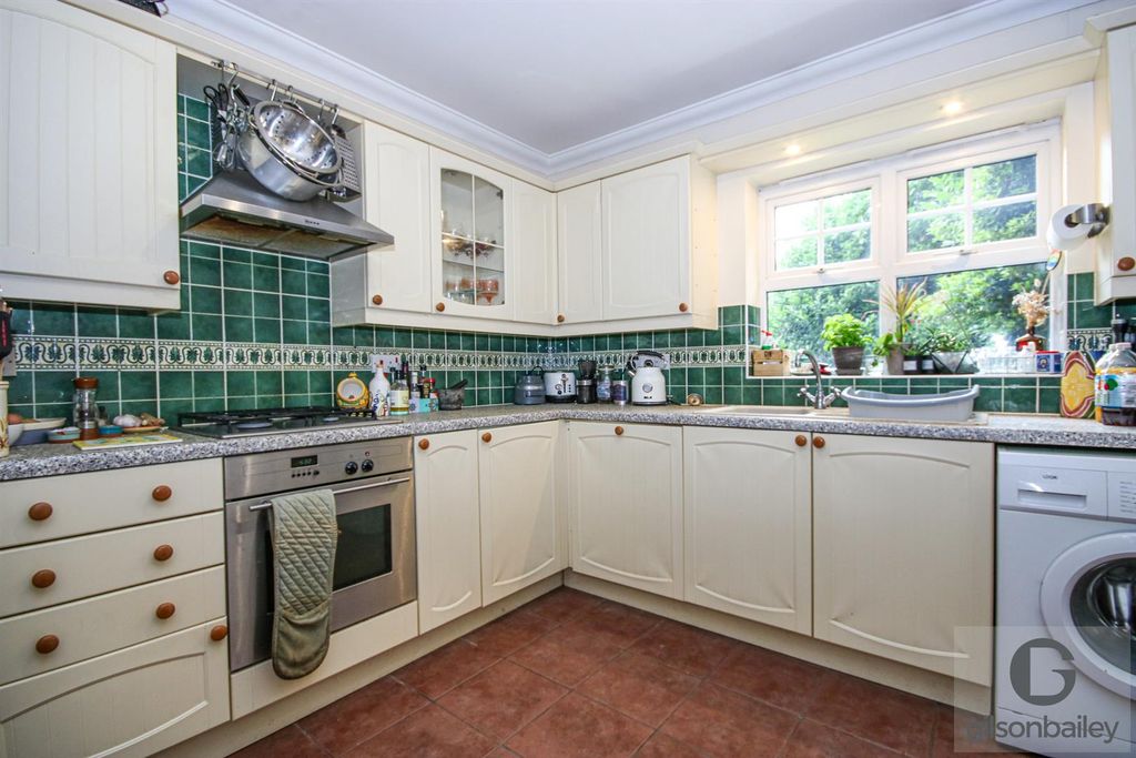 Property photo 3 of 13 Img_8051-2.Jpg