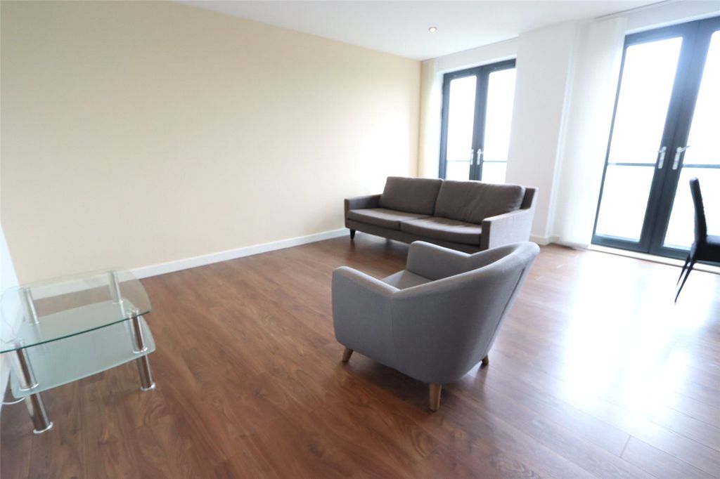 Property photo 2 of 12 Picture No. 22