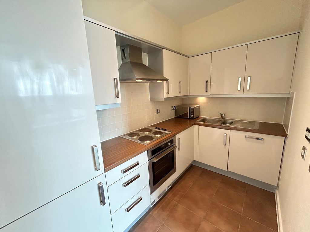 Property photo 2 of 5