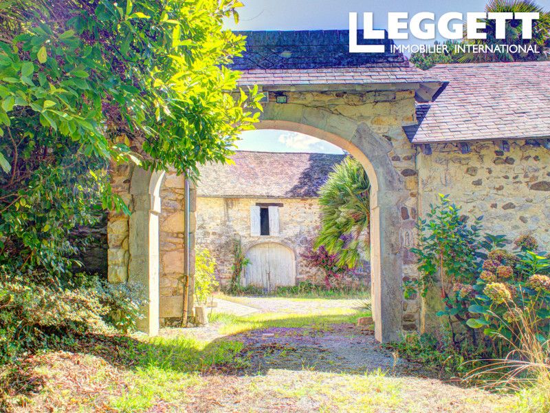 Property photo 2 of 10