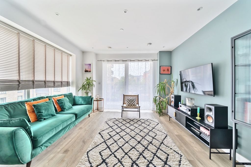 Property photo 1 of 8