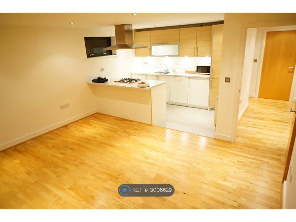 Property photo 1 of 13 Open-Plan Living / Kitchen / Dining