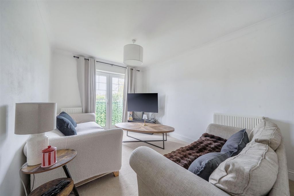 Property photo 2 of 14 1442457-17-69Dfd1Fdbbd5F.Jpg