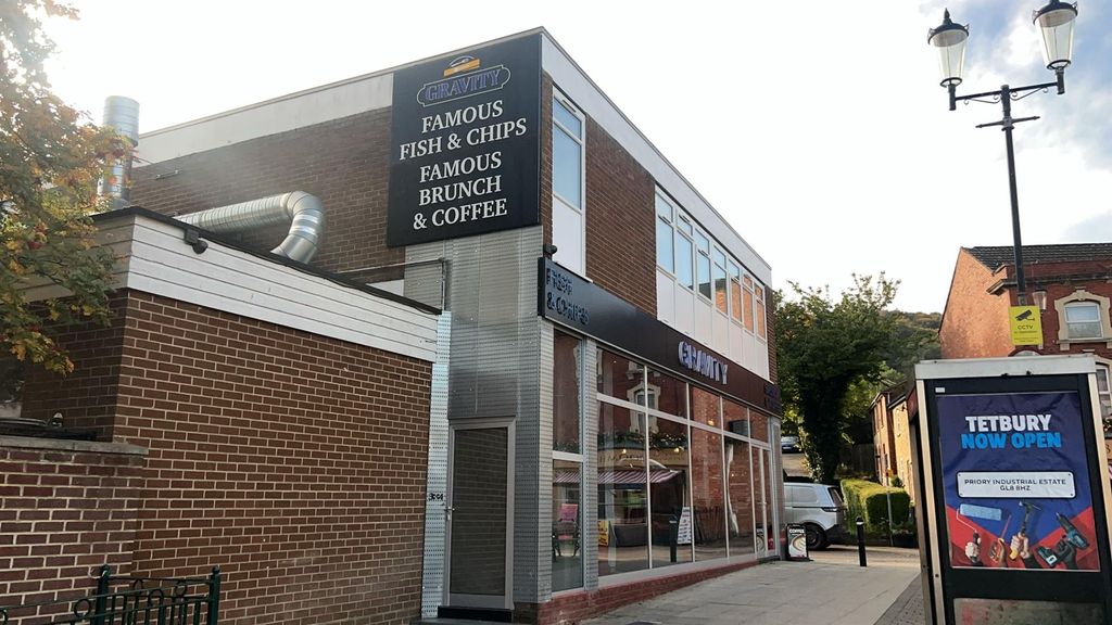 Property photo 2 of 11 c360267c-6013-4271-A8d1-E2F4E4Cb0132.Jpg