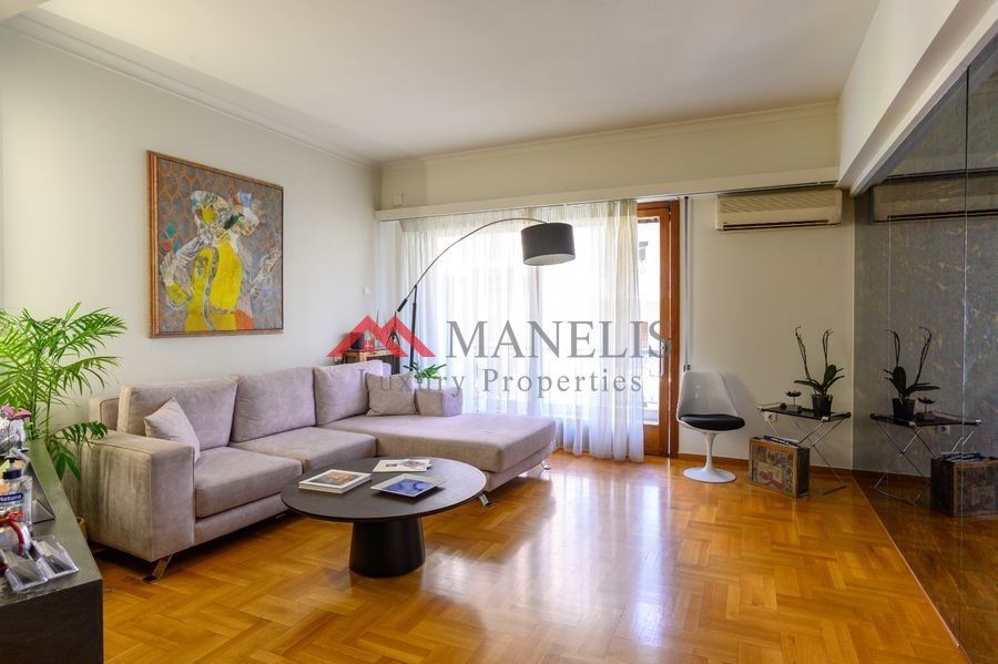 Property photo 1 of 17 (For Sale) Residential Apartment || Athens Center/Athens - 150 Sq.m, 3 Bedrooms, 1.100.000€