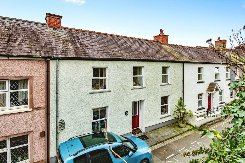 Property photo 2 of 15 Picture No. 10
