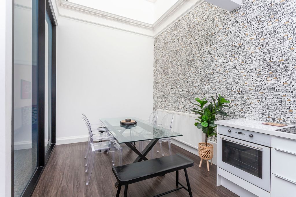 Additional image 11 of 4 bed flat for sale15/2 Cluny Avenue, Morningside, Edinburgh EH10