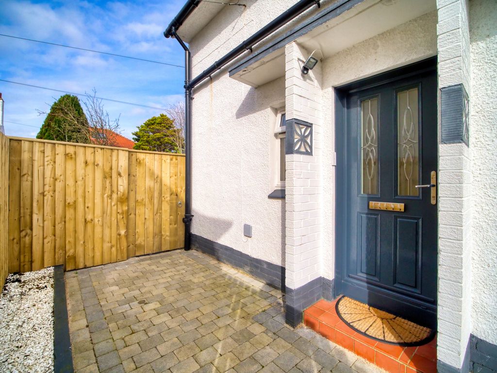 Property photo 3 of 16 Exterior