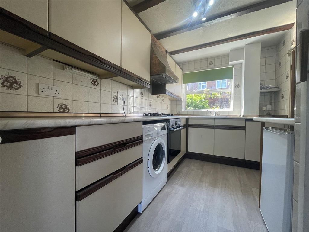 Property photo 2 of 8 Img_0894.Jpg
