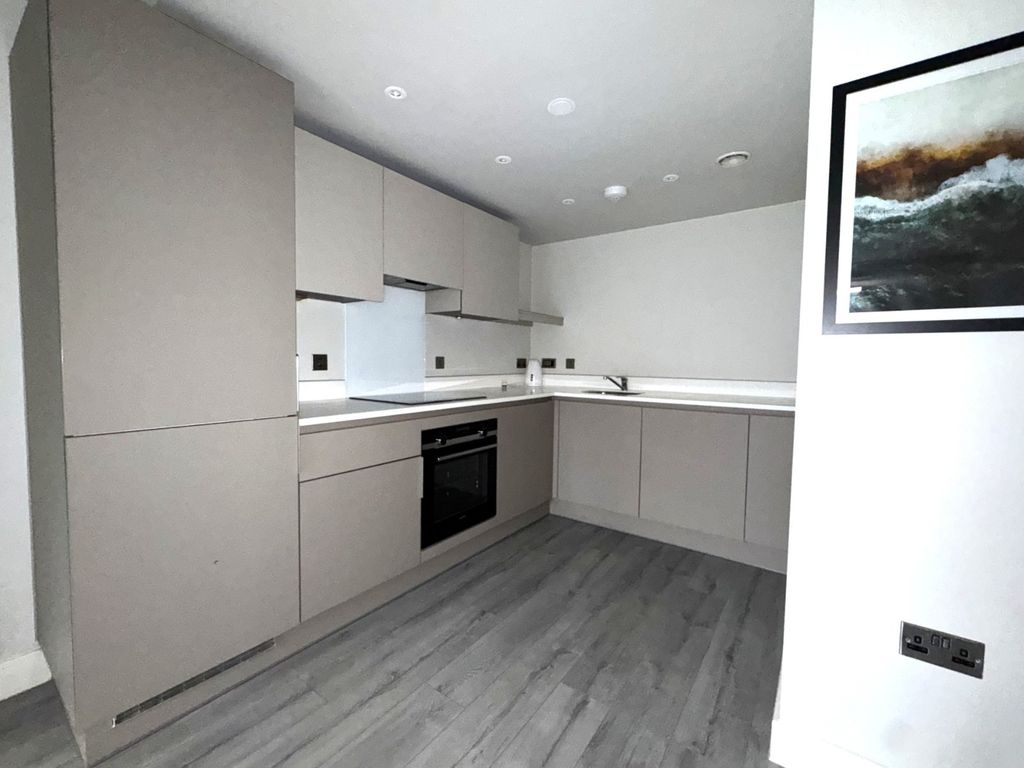 Property photo 3 of 10 Picture No. 02