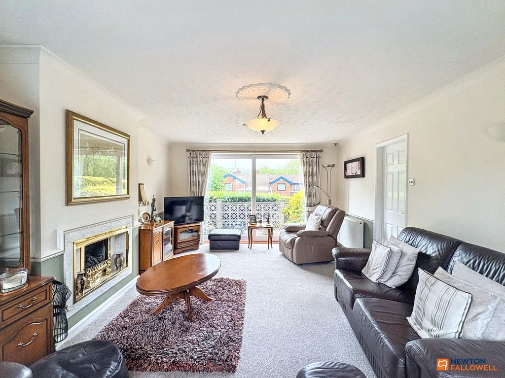 Property photo 3 of 31