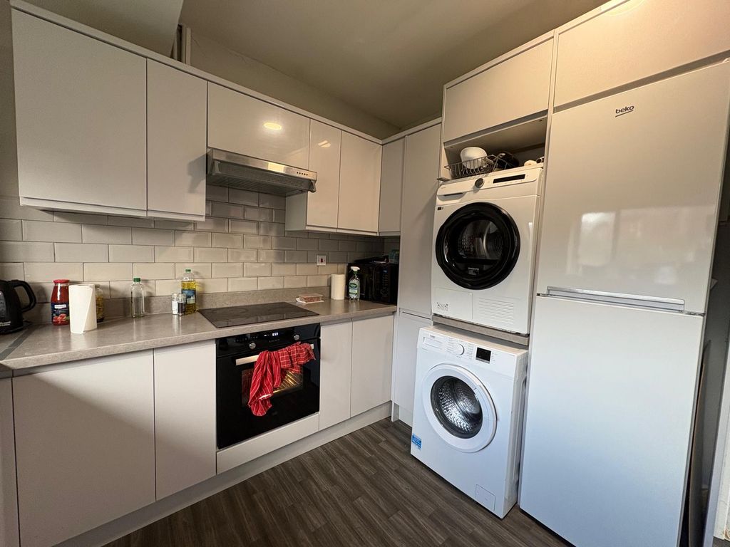 Property photo 3 of 17 Photo-2025-11-05-11-51-53